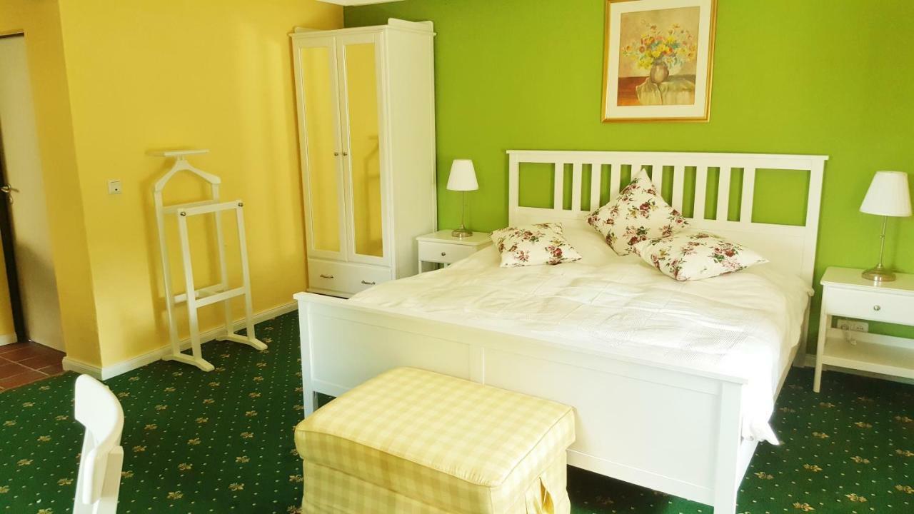 Kleeburg Otel Euskirchen Dış mekan fotoğraf