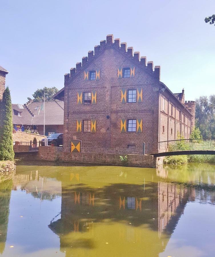 Kleeburg Otel Euskirchen Dış mekan fotoğraf