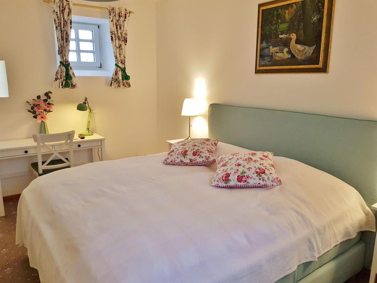 Kleeburg Otel Euskirchen Dış mekan fotoğraf